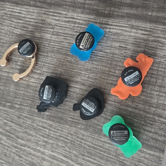 Misc Crocs Jibbitz And Charms Hong Kong Pieces - Picture 5 of 6